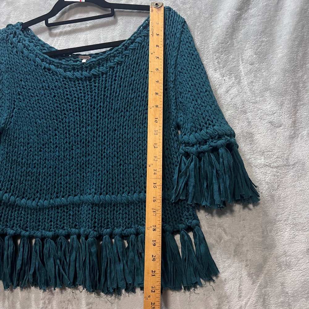 Free People Boho Teal Green Chunky Knit Fringe Sweater Boho Scoop Neck Size S - Picture 5 of 7